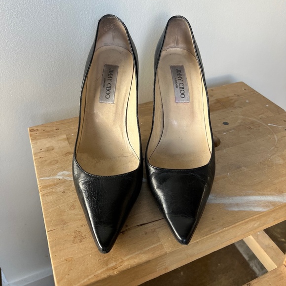 Jimmy Choo Black Classic Heels - Picture 1 of 4